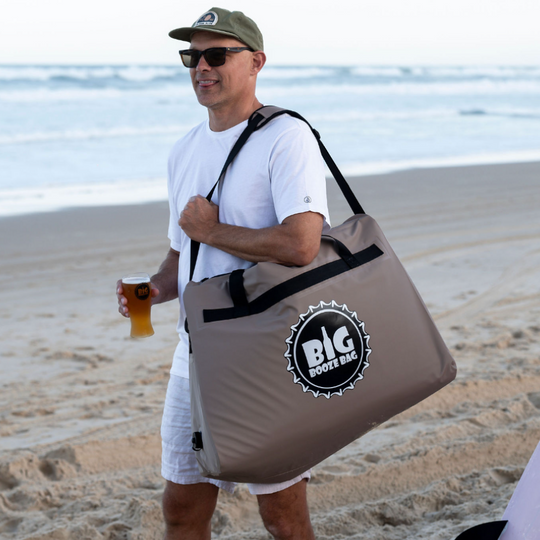big booze bag 55L brown on shoulder